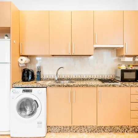 Apartment Wintowinrentals Great Apartment, Amazing Location In Parque Mediterraneo Malaga