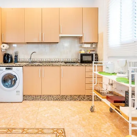 Wintowinrentals Great Apartment, Amazing Location In Parque Mediterraneo Appartement *